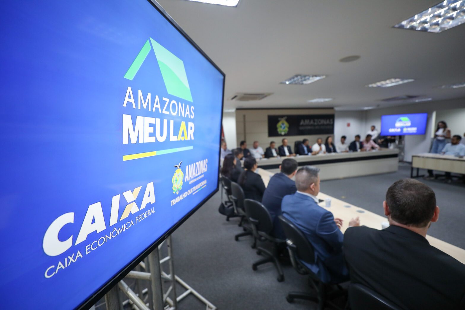 Governador Wilson Lima assina contrato para construção de residencial do Amazonas Meu Lar em Iranduba